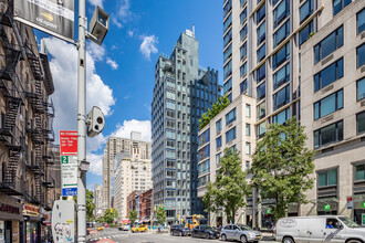 The Isis Condominium in New York, NY - Building Photo - Building Photo