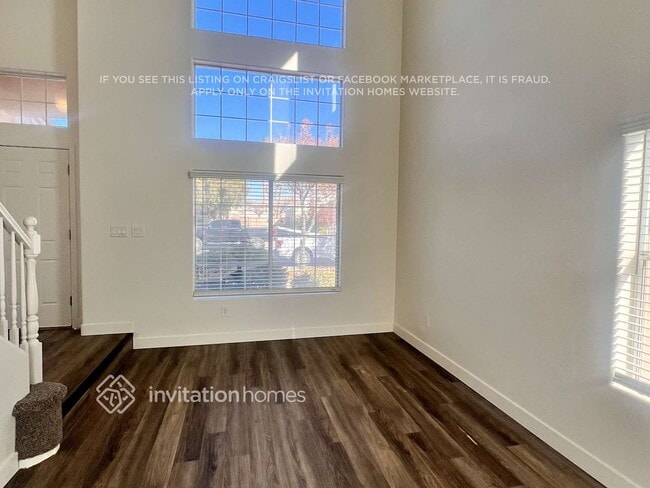 7685 Morning Lake Dr in Las Vegas, NV - Building Photo - Building Photo