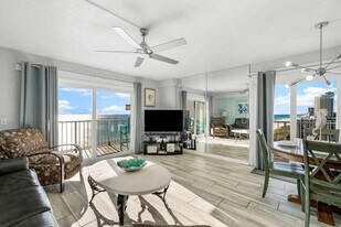 8743 Thomas Dr in Panama City Beach, FL - Building Photo