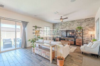 977 W Hesperaloe Ct in Oro Valley, AZ - Building Photo - Building Photo