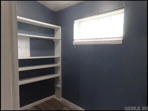 2502 N Lakeview in Benton, AR - Building Photo - Building Photo