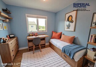 121 Donwood Dr in Winnipeg, MB - Building Photo - Building Photo