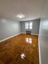 56 S Munn Ave in East Orange, NJ - Foto de edificio - Building Photo