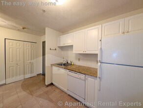 373 Highland Ave in Somerville, MA - Building Photo - Building Photo
