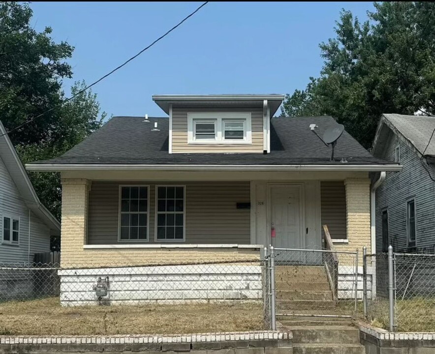 326 S 43rd St in Louisville, KY - Building Photo