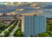 Building Photo - PRAIRIE SHORES Apartments in Chicago, Illinois