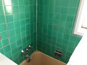 811 4th St, Unit #B in Santa Monica, CA - Building Photo - Building Photo