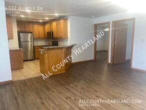 4337 Huntly Dr in Del City, OK - Building Photo - Building Photo