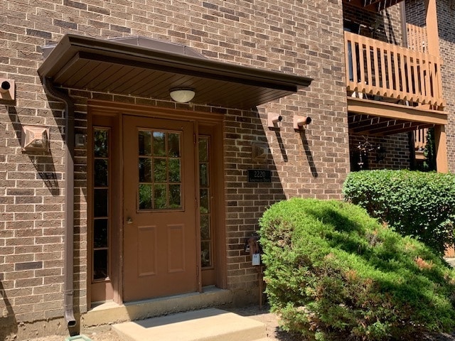 property at 2220 Abbeywood Dr