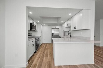 3847 Lighthouse Way in New Port Richey, FL - Building Photo - Building Photo