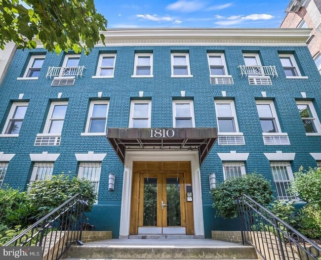 property at 1810 California St NW