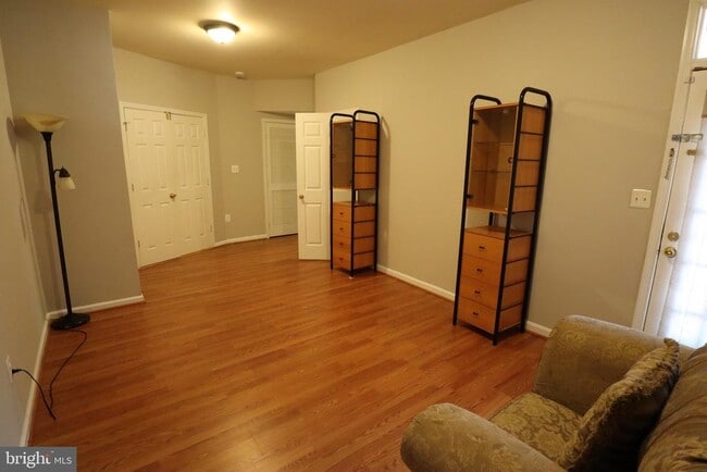 21319 Victorias Cross Terrace in Ashburn, VA - Foto de edificio - Building Photo