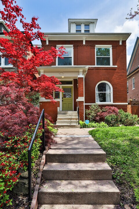 2604 Tennessee Ave in St. Louis, MO - Building Photo