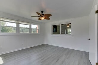 2859 E River Rd in Cardinal, VA - Building Photo - Building Photo