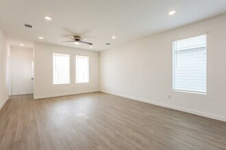 542 Kayden Ct in Santa Clara, TX - Building Photo - Building Photo