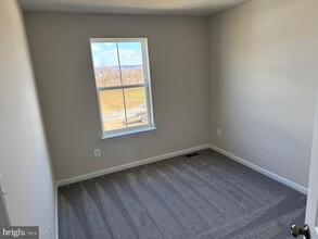 1257 Cedar Vly Rd in Ranson, WV - Building Photo - Building Photo