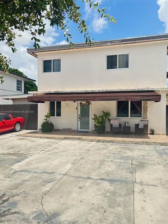 831 E 20th St in Hialeah, FL - Foto de edificio