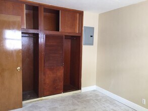 350 Nottingham Blvd, Unit # 1 in West Palm Beach, FL - Building Photo - Building Photo