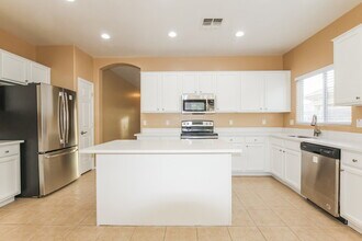 617 S 123rd Dr in Avondale, AZ - Building Photo - Building Photo