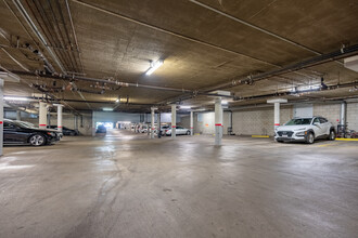 Kingsley Grand Apartments in Los Angeles, CA - Foto de edificio - Building Photo