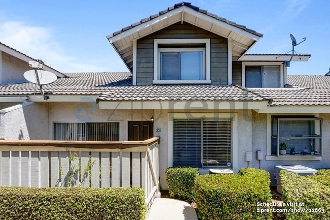 1109 Golden Springs Dr