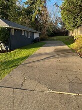 5013 N 19th St in Tacoma, WA - Building Photo - Building Photo