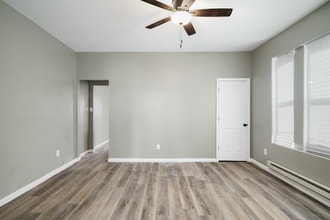 4201 Viola St in Philadelphia, PA - Building Photo - Building Photo