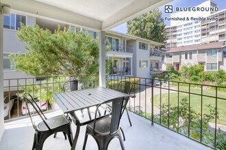 837 Cowper St in Palo Alto, CA - Building Photo - Building Photo