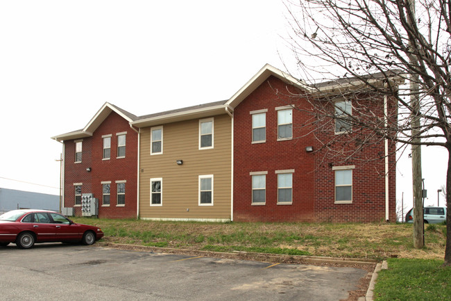 421 E St Catherine St in Louisville, KY - Building Photo - Building Photo