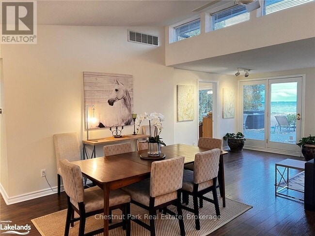 property at 89 Georgian Manor Dr