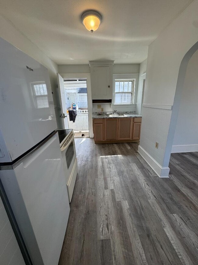 property at 7 Mulberry St