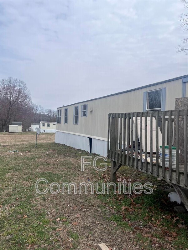 property at 4557 Wallburg Rd