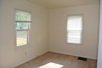 603 11th St NE in Minot, ND - Building Photo - Building Photo