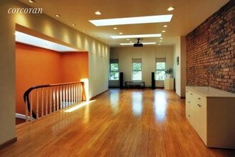 150 Dekalb Ave-Unit -1 in Brooklyn, NY - Building Photo - Building Photo