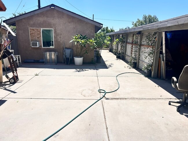 5795 Kenwood Pl in Riverside, CA - Building Photo - Building Photo