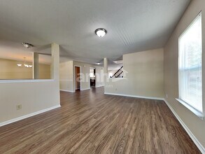 10421 Parmer Cir in Fishers, IN - Foto de edificio - Building Photo