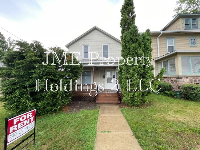 113 W Young St, Unit #1 Main Floor Unit