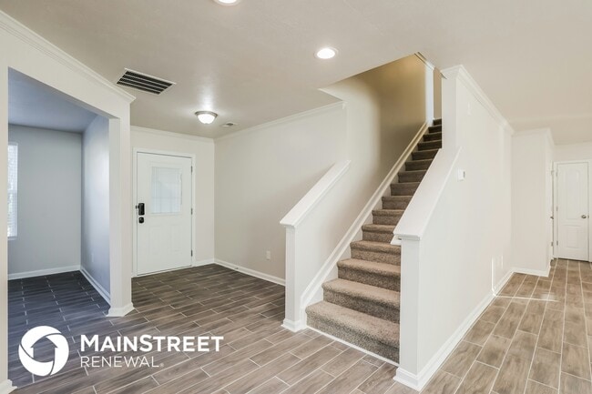 6797 Brittany Oak Dr in Louisville, KY - Foto de edificio - Building Photo