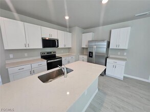 11162 Sunset Preserve Dr in Ft. Myers, FL - Building Photo - Building Photo
