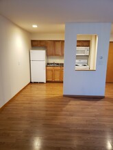 Madison Square Apartments in Waupun, WI - Building Photo - Building Photo