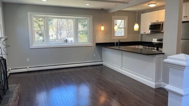 43 Dedham St in Canton, MA - Building Photo - Building Photo