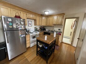 443 Washington St in Boston, MA - Building Photo