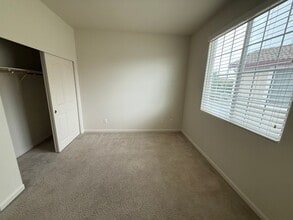 2833 Wren St in West Sacramento, CA - Building Photo - Building Photo