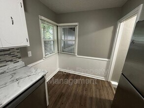 6455 Pacific St in Omaha, NE - Building Photo - Building Photo