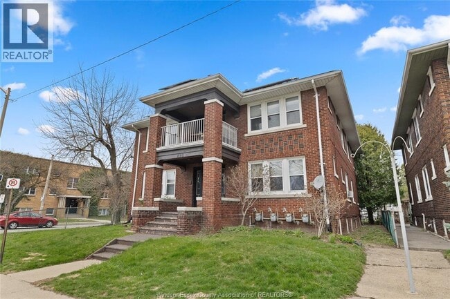 property at 490 Giles Blvd W