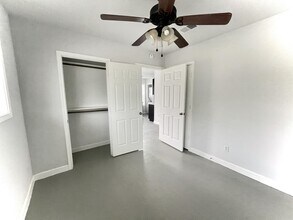 107 Davis St in Bryan, TX - Building Photo - Building Photo