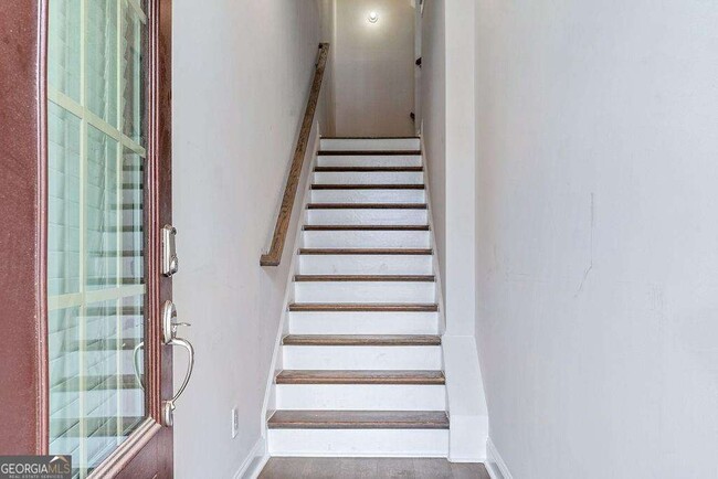 1395 Harris Way S in Brookhaven, GA - Building Photo - Building Photo