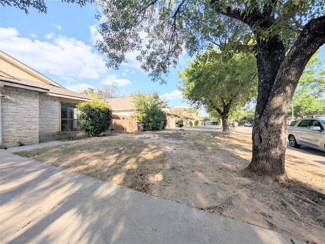 2014 Redwing Way in Round Rock, TX - Building Photo - Building Photo