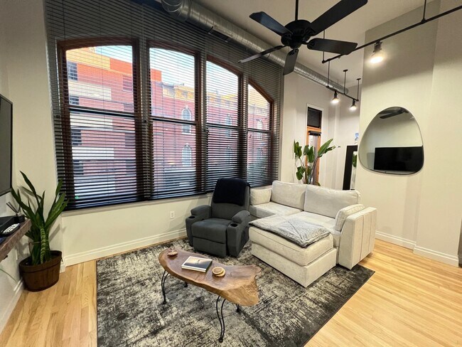 338 Grove St in Jersey City, NJ - Building Photo - Building Photo