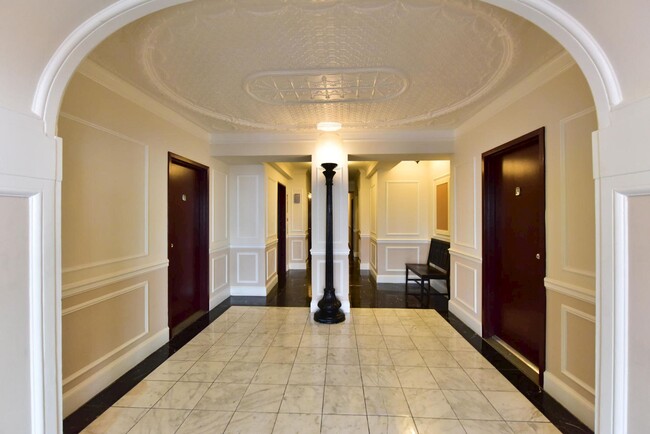 1736 Willard St NW, Unit 1736 Willard St NW # 403 in Washington, DC - Building Photo - Building Photo